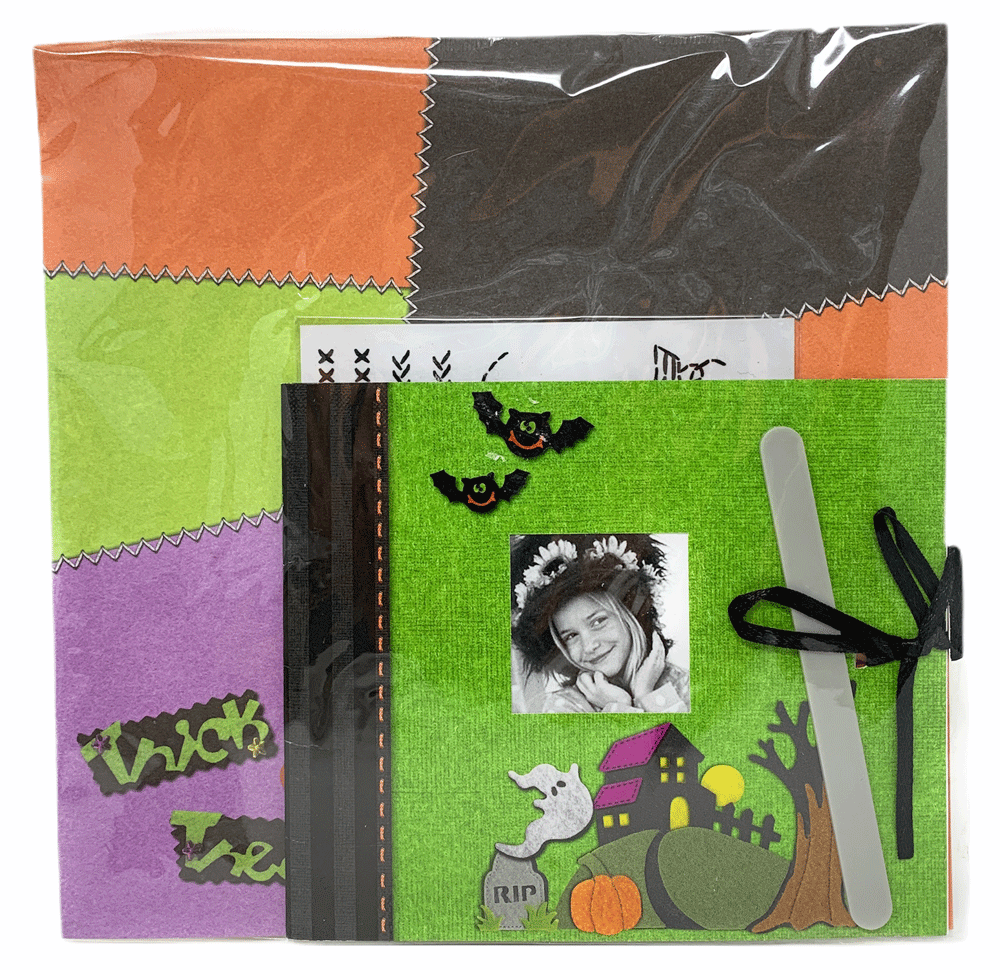 Boston Novelties 8 x 8 Scrapbook Kit with Mini Scrapbook Album (Halloween  Style 2) 